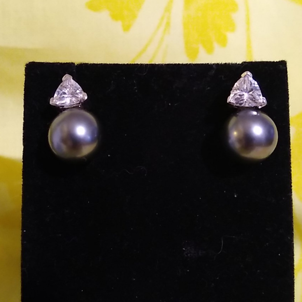 Pearlfection Black Pearl Drop Earrings with Sparkling Accents